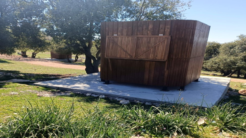 اكشاك ووحدات صحية في غابات برقش وأم النمل