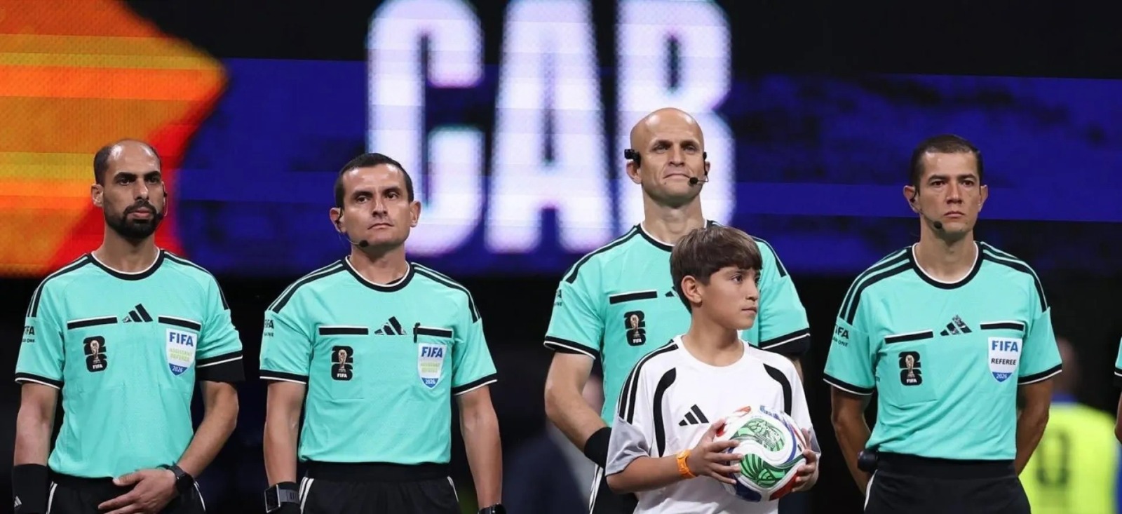 خبير تحكيمي يقيم أداء المخادمة في أول مباراة له بكأس العالم