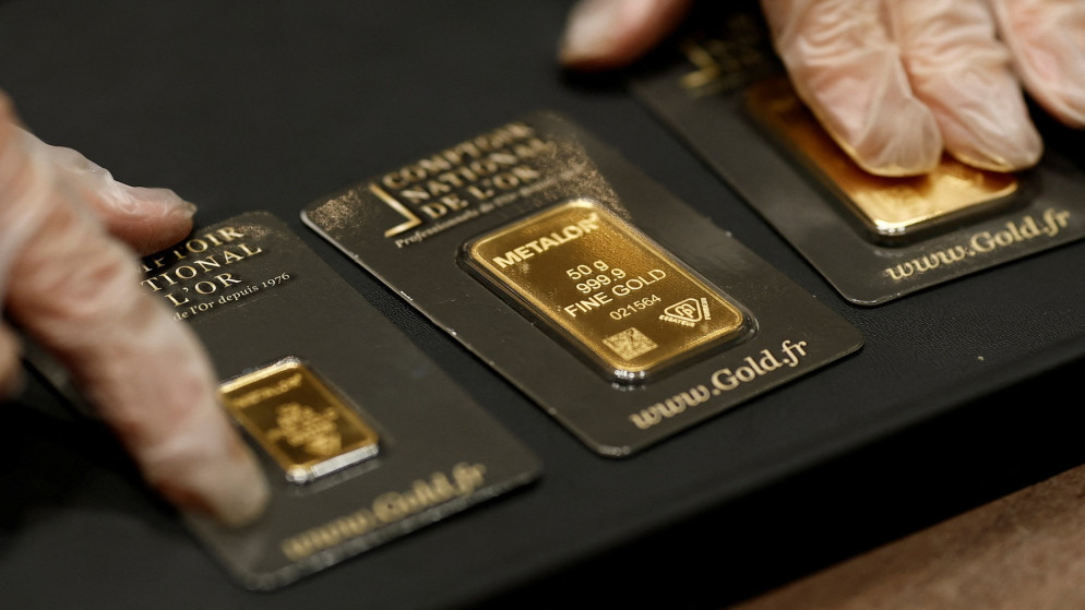 الذهب يرتفع مع انحسار توقعات رفع الاتحادي سعر الفائدة