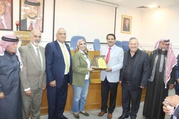 استعراض مراحل تطوُّر الثقافة الوطنية في بوابة السلطة للحوار