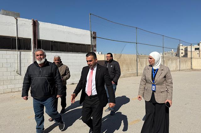 عواودة في مدارس ماركا: متابعة ميدانية وانضباط تعليمي في العز بن عبدالسلام