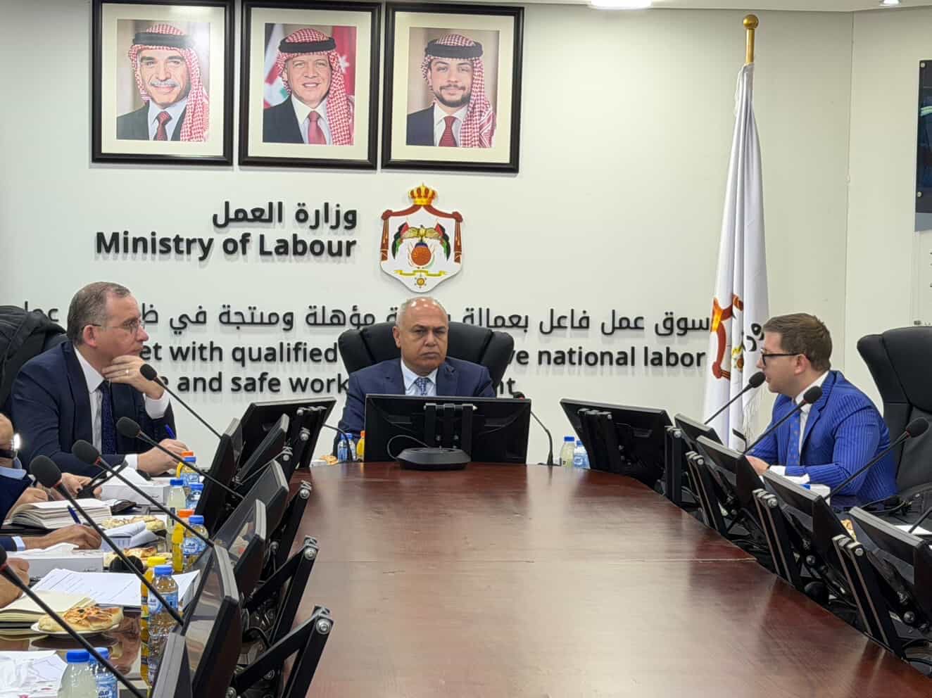 بحث تشغيل ممرضين أردنيين في إيطاليا 