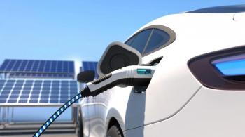 الطعاني: الأردن يسعى لتحفيز الاستثمار بالطاقة المتجددة والسيارات الكهربائية