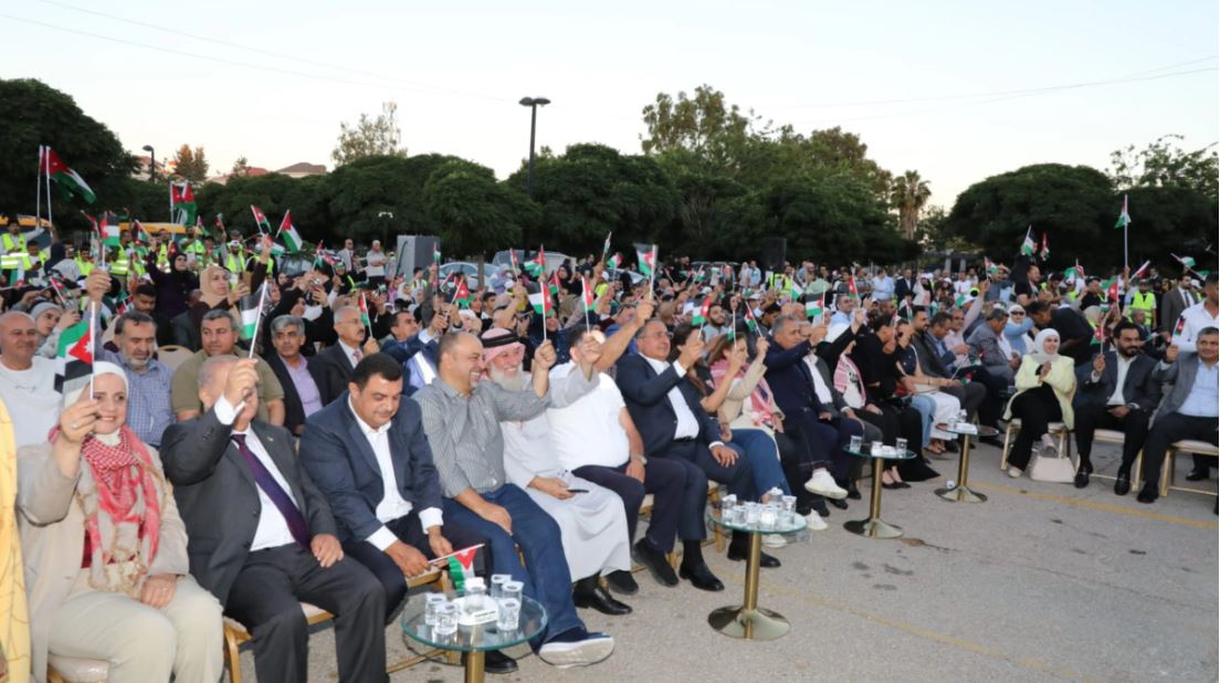 حزب عزم يحتفل بالأعياد الوطنية بمشاركة سياسية وشعبية