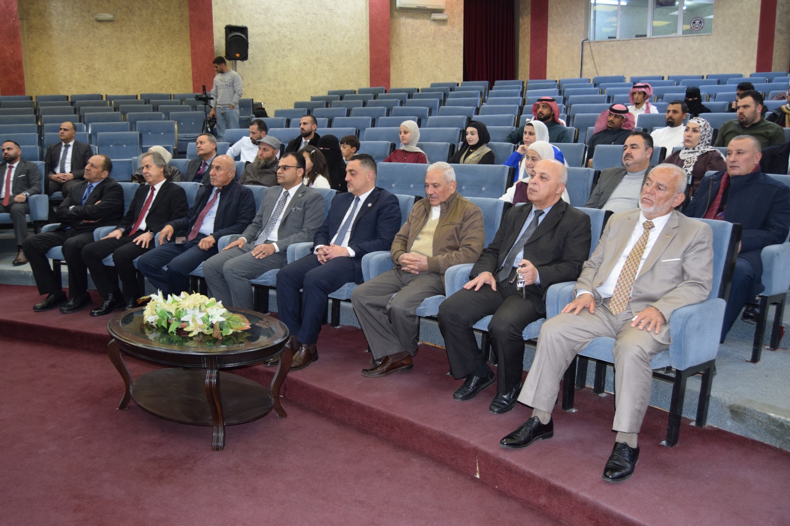 جامعة إربد الأهلية تَحتفي بالفائزين بجائزة أفضل رسالة ماجستير وتؤكد ريادتها في البحث العلمي والدراسات العليا