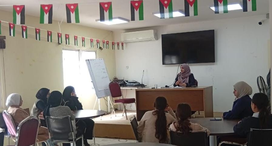 مركز شابات الوسطية ينظم ورشة توعوية بعنوان أحكام الصيام