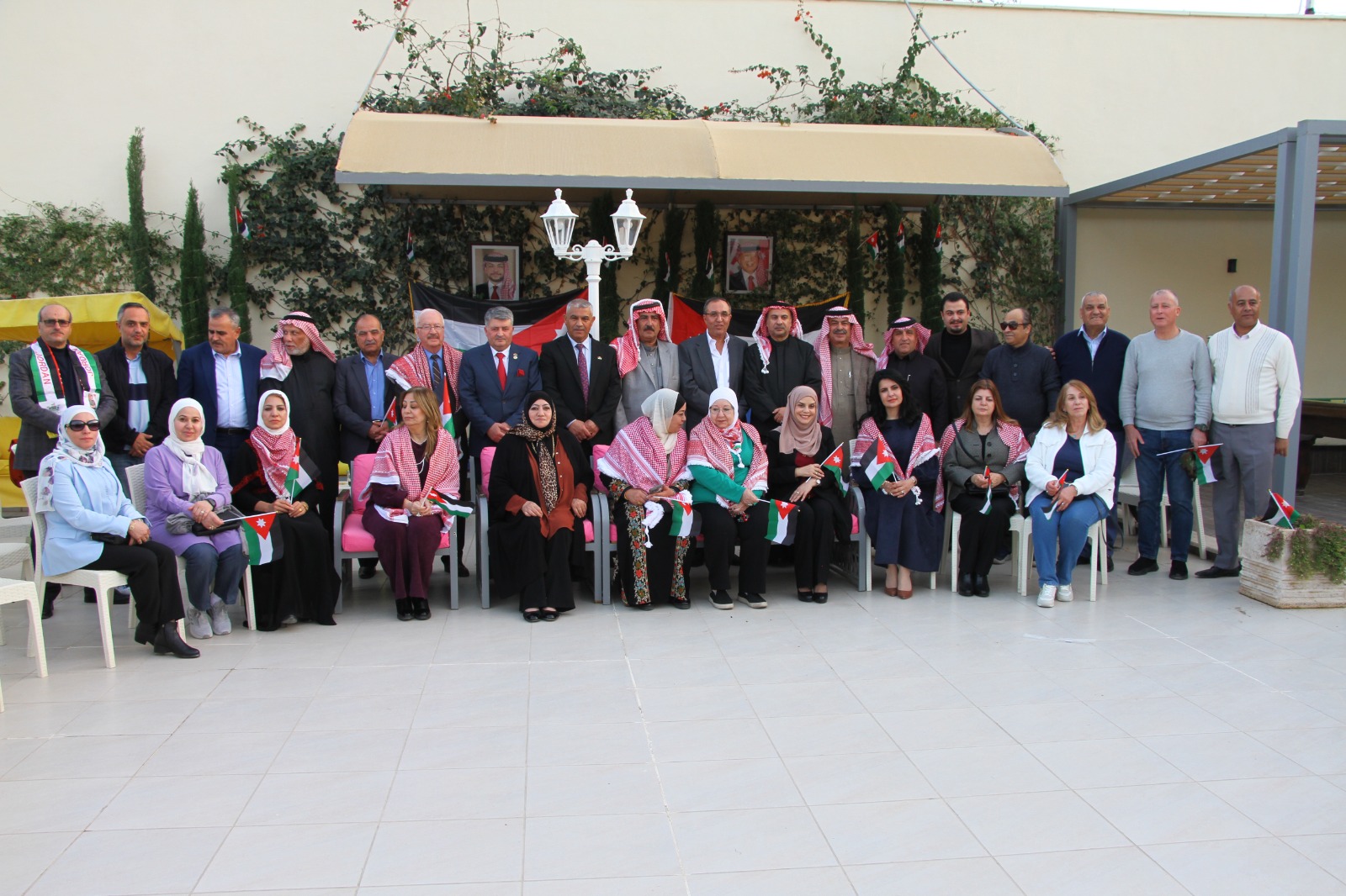 جمعية عَون الثقافية تحتفل بعيد ميلاد القائد في مضارب قبيلة العدوان