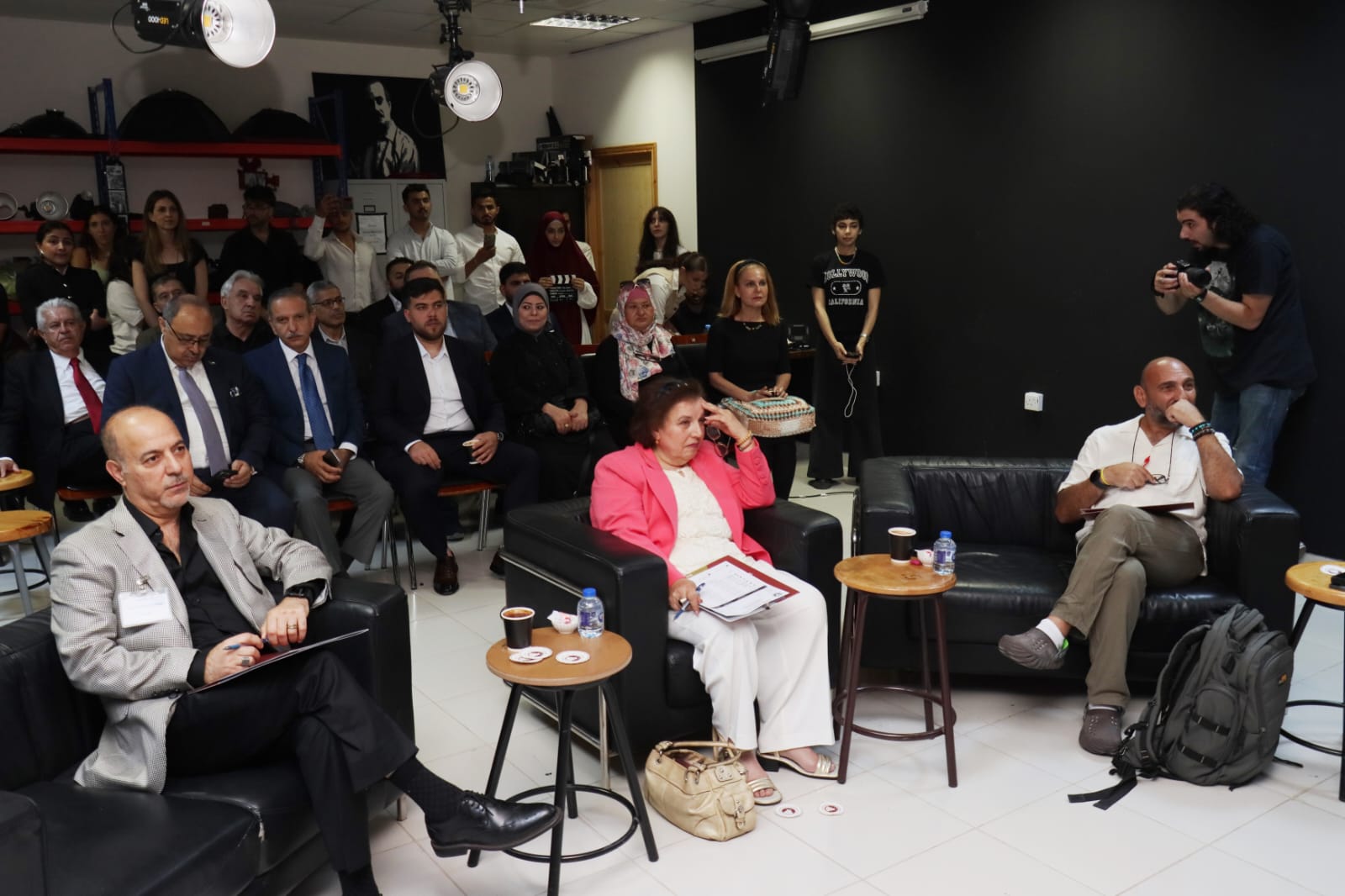 من نهر الأردن إلى معاني الكرامة والتضحية ..  طلبة صناعة الأفلام يعرضون مشاريع تخرجهم في الجامعة الأمريكية