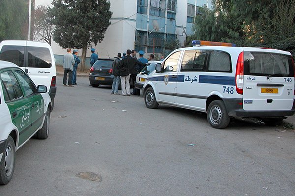 بهذه الطريقة إستطاعت الشرطة الجزائرية تحرير فتاة اختطفها مجرم خطير 