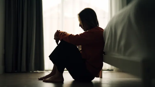 الصيام ومرضى الاكتئاب ..  النوم المنتظم العامل الأهم