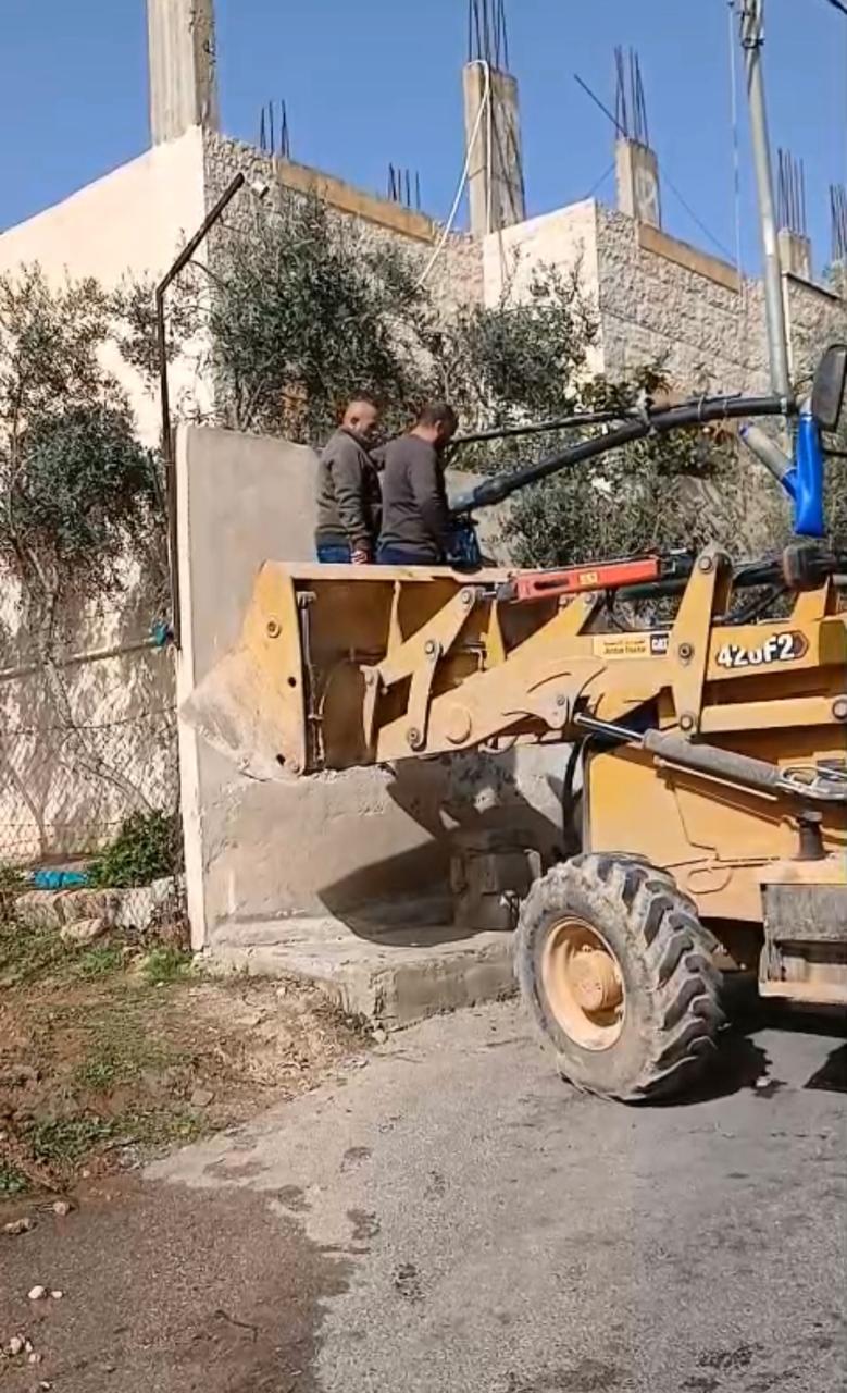 ضبط بيع مياه منزلية مخالفة بصهاريج في ايدون