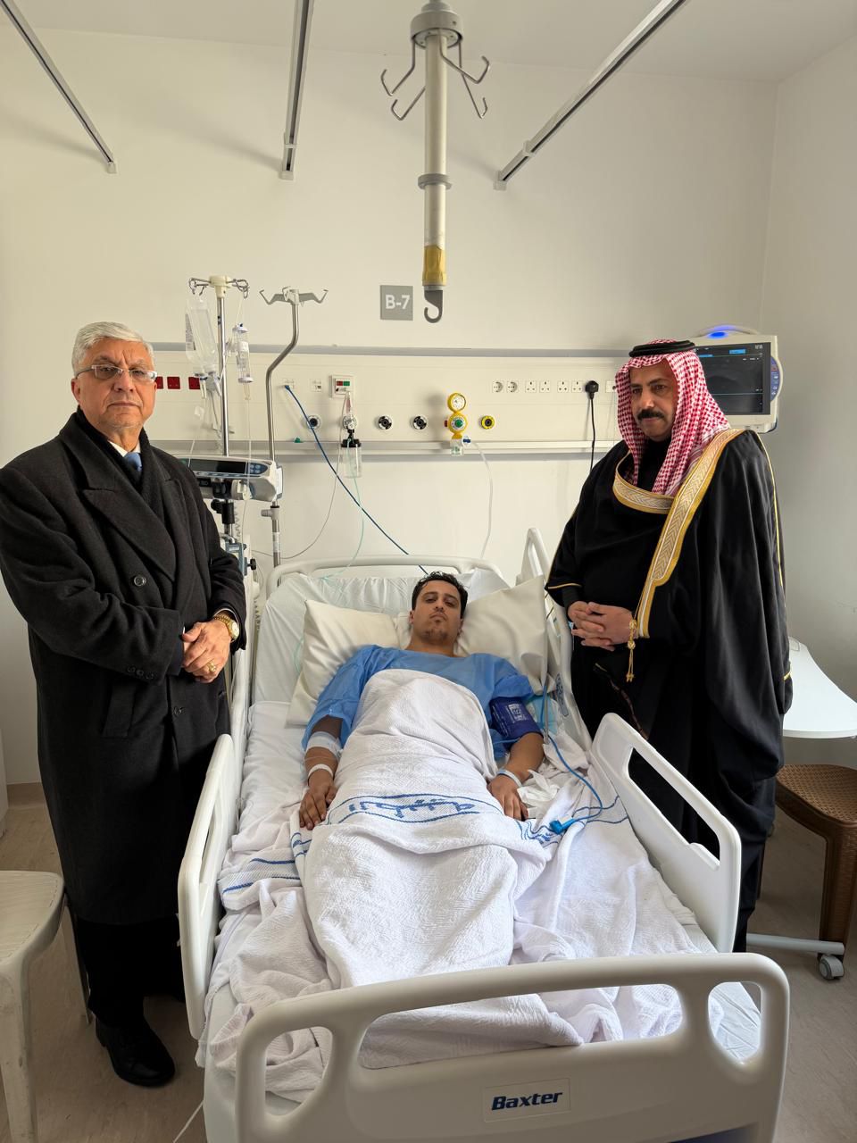 زيارة نواب حزب الاتحاد الوطني لأحد أفراد قوات مكافحة المخدرات