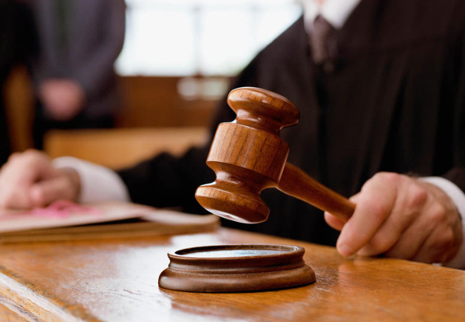 محاكم تنذر مطلوبين بمواعيد جلسات (أسماء) 