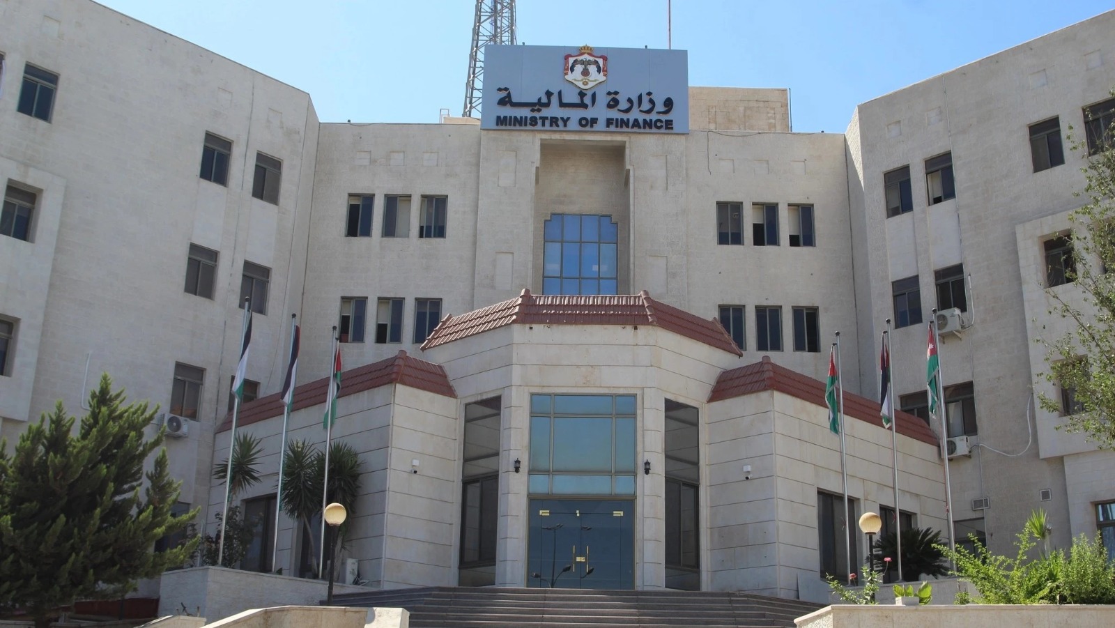 3.3 مليار دينار الإيرادات المحلية في الثلث الأول من العام