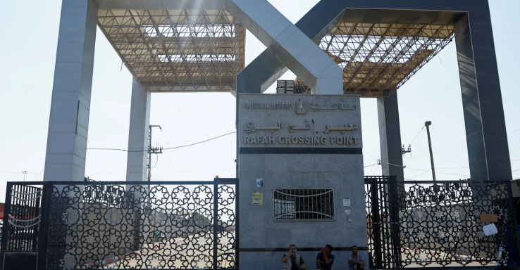 إسرائيل تستعد لفتح معبر رفح ..  وتفتيش عن بُعد للمغادرين 