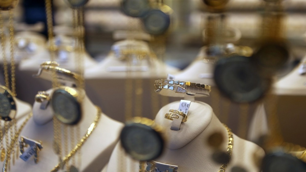 انخفاض أسعار الذهب محليًا  ..  وغرام 21 عند 101.9 دنانير