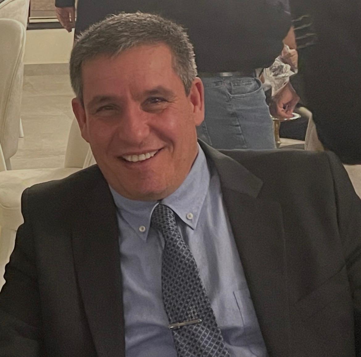 العيسوي ..  عندما يسبق التواضع المنصب