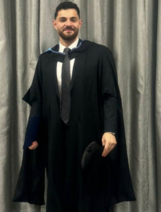 اللواء النمري يحتفل بتخرج ابنه مراد من جامعة نوتنغهام