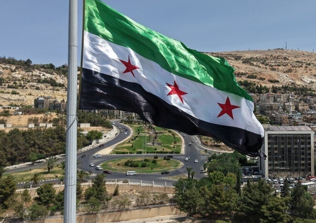 أميركا تنفذ غارات جوية ضد مواقع لداعش في سوريا 