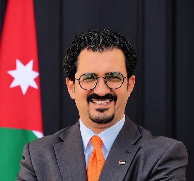 الدكتور سلطان العطين عميداً لكلية الحقوق في جامعة عمان العربية