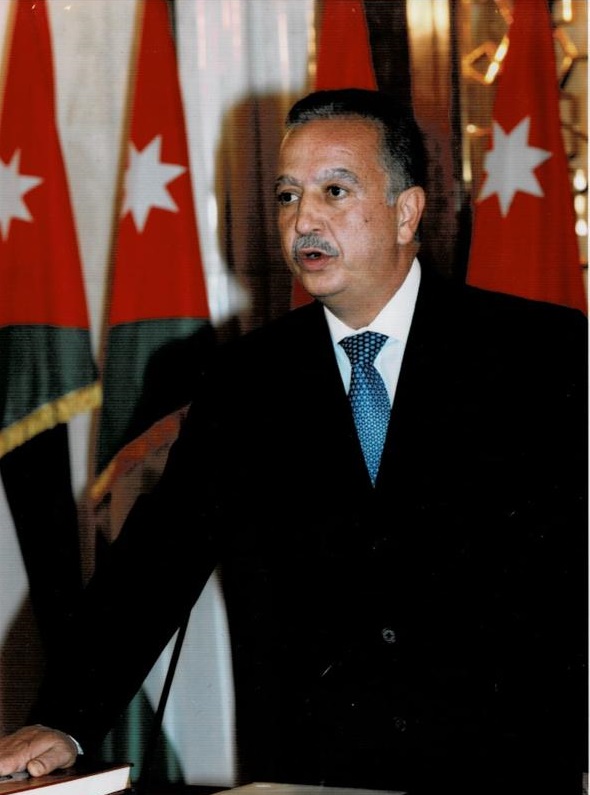 الدباس: الوقت المناسب لتطبيق عطلة الـ 3 أيام