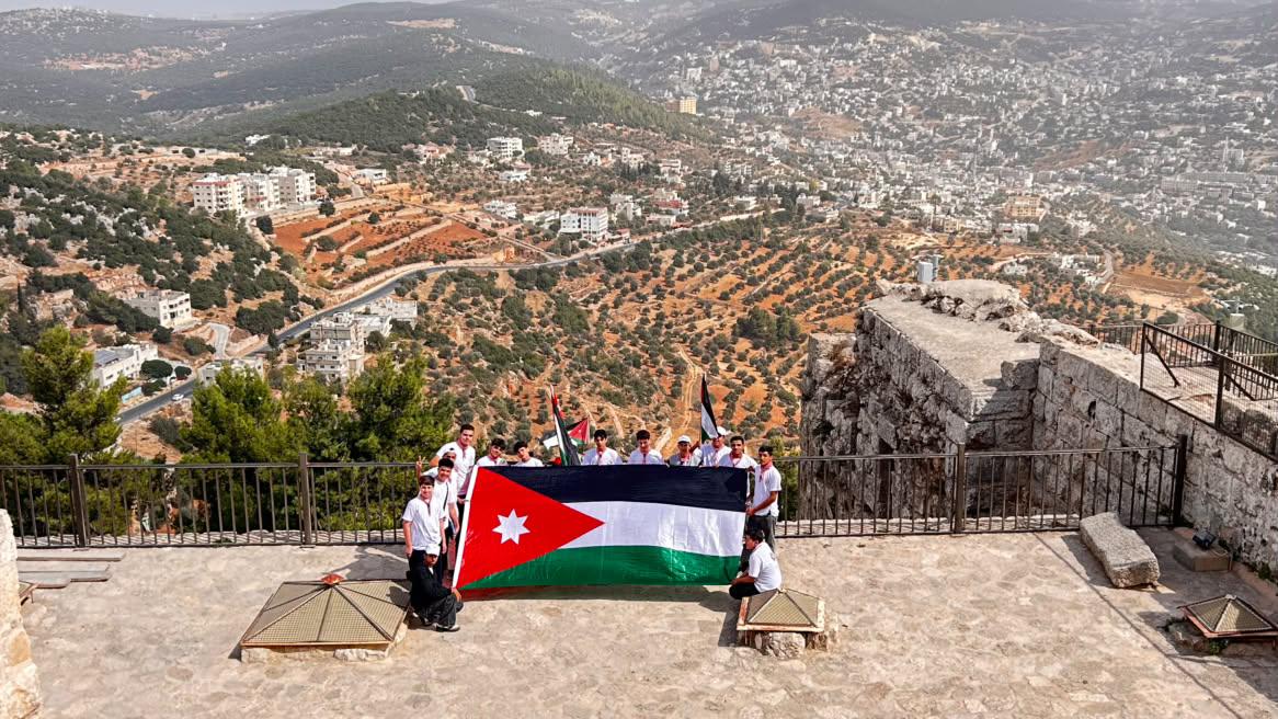 مركز شباب وشابات كفر الماء المدمج ينفذ معسكرًا كشفيًا بيئيًا في بيت شباب إربد