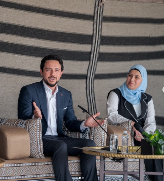 ولي العهد عبر انستغرام: سعدت بلقاء شباب وشابات من العقبة