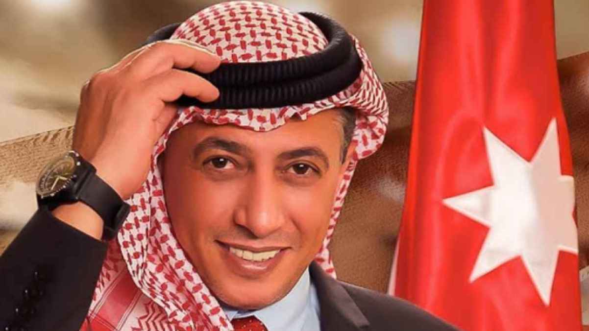 العبداللات والسرحان واللوزيين والمناصير وابودية وكرزون يحييون فعاليات يوم العلم