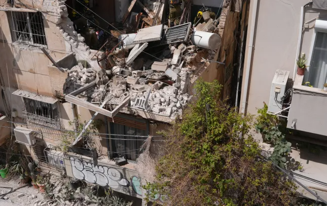 مسؤول إيراني: وقف الاغتيالات ودفع التعويضات على رأس شروطنا لوقف الحرب 