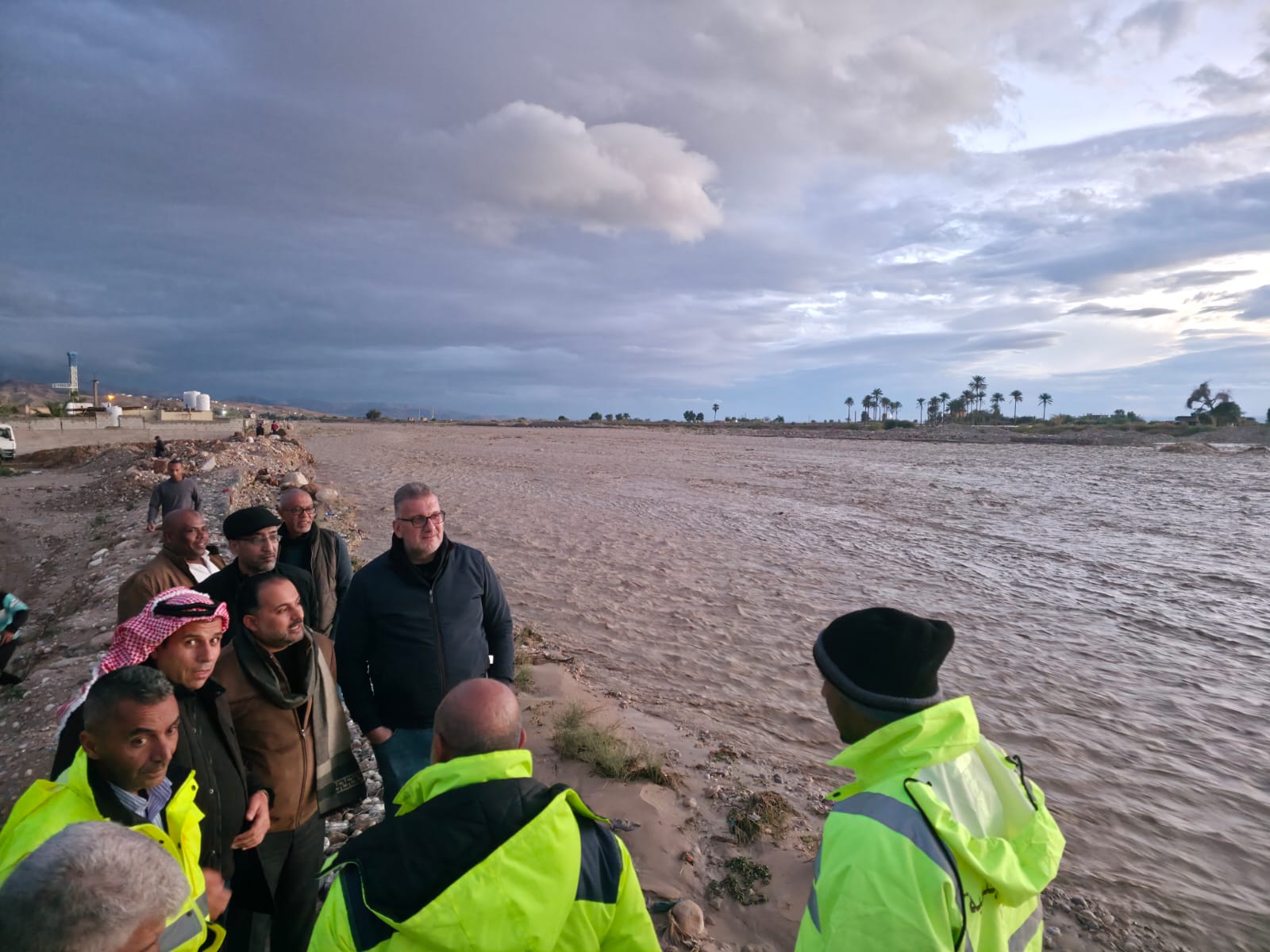 المياه والري: البقاء في حالة جاهزية وتعزيز الرقابة 