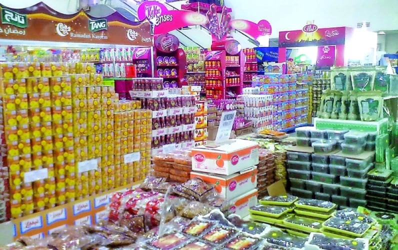 تجارة الأردن: جميع المواد الغذائية متوفرة ..  وانخفاض اسعار سلع 