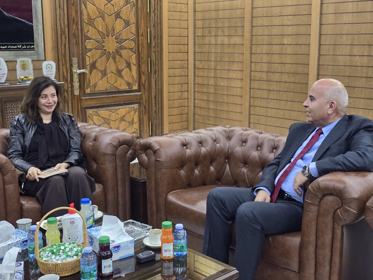 الأميرة دانا فراس تبحث في بلدية السلط التعاون بمجال صون التراث