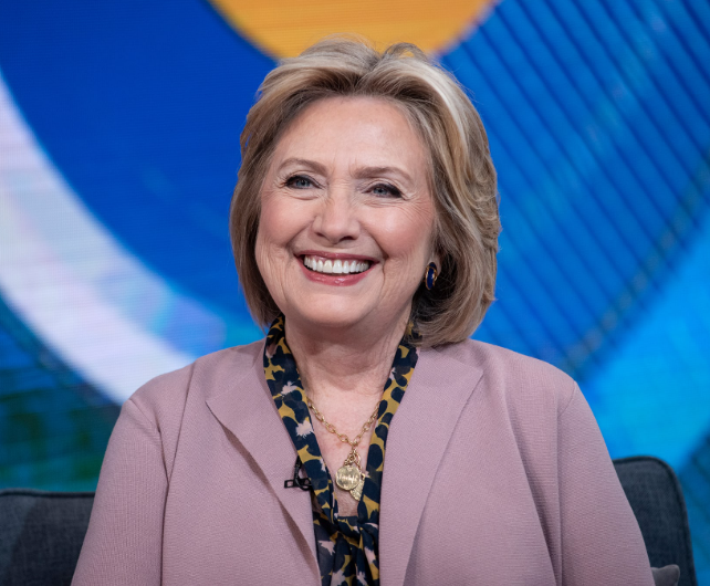 هيلاري كلينتون أمام الكونجرس: ليس لدي معلومات عن إبستين 