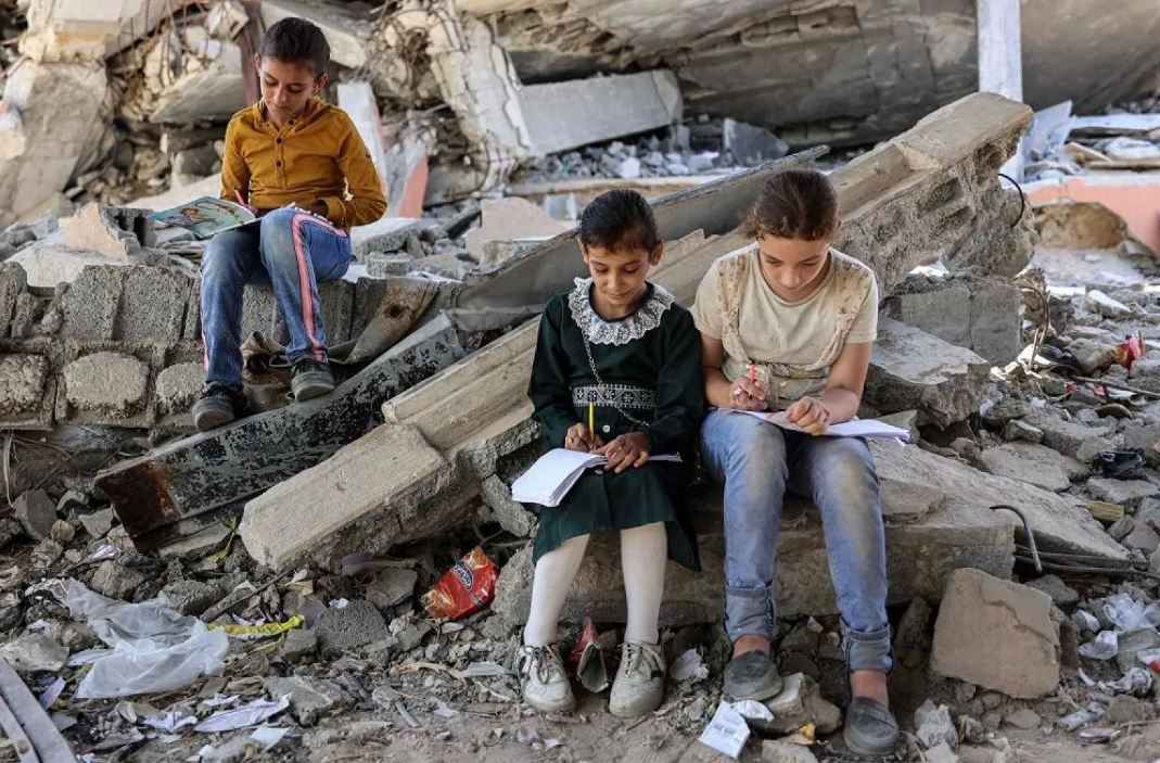 الاونروا: 600 ألف طفل بغزة بلا تعليم منذ عامين