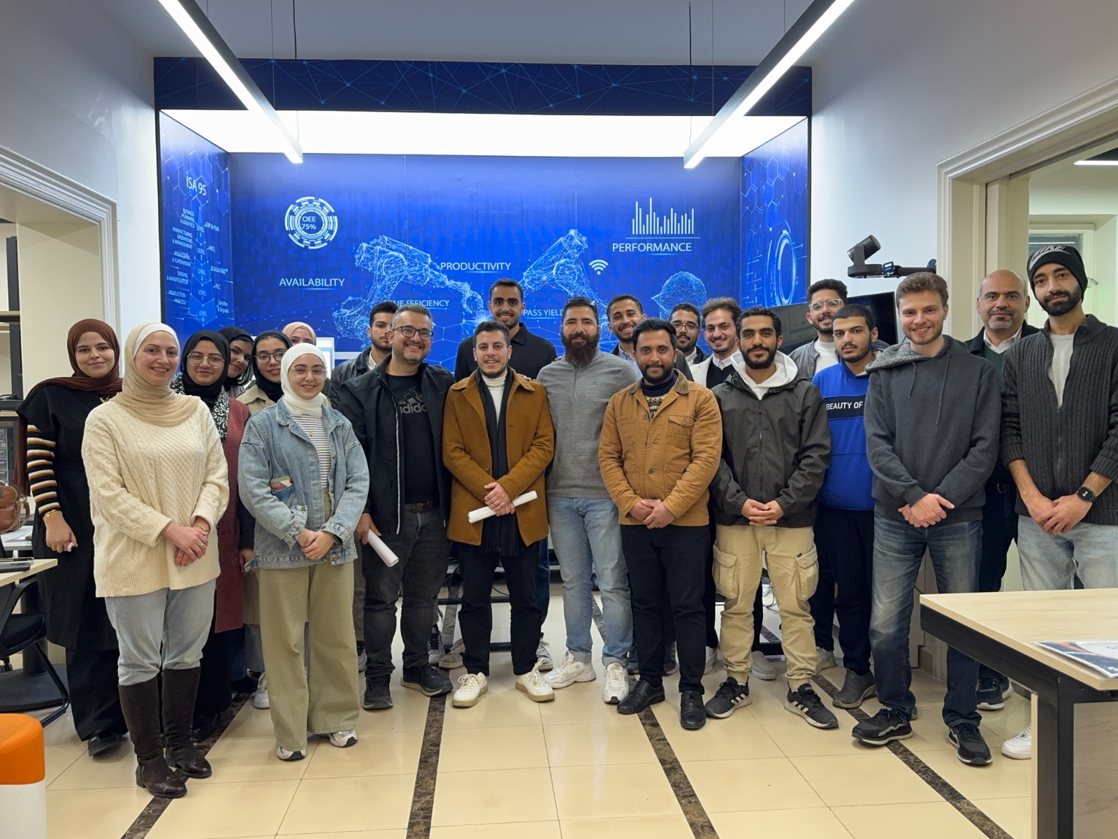 صناعة عمّا” تختتم البرنامج التدريبي المتخصص في تطبيقات الثورة الصناعية الرابعة 