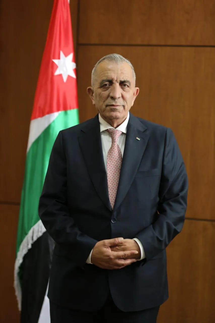 وزير الثقافة يزور مركز إربد الثقافي ويفتتح سردية المحافظة «الأرض والإنسان»