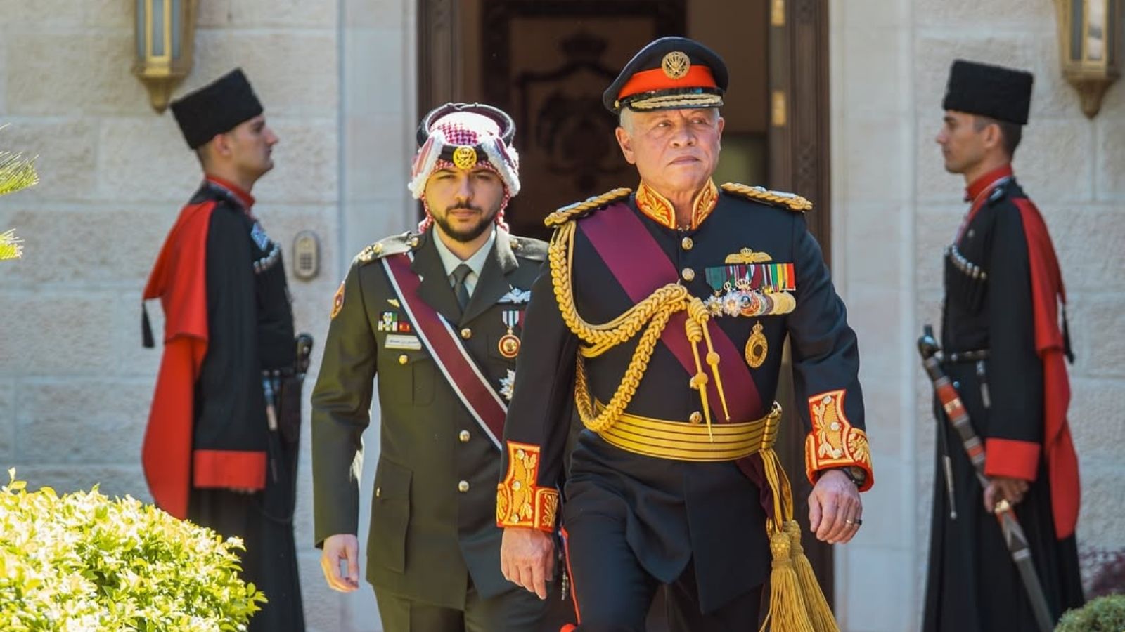 الشيخ وليد سعد كريشان يهنئ الملك بعيد ميلاده