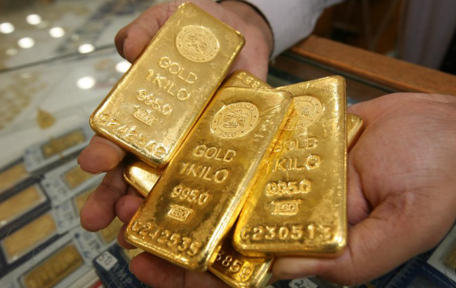 الذهب عالميًا قرب مستويات قياسية