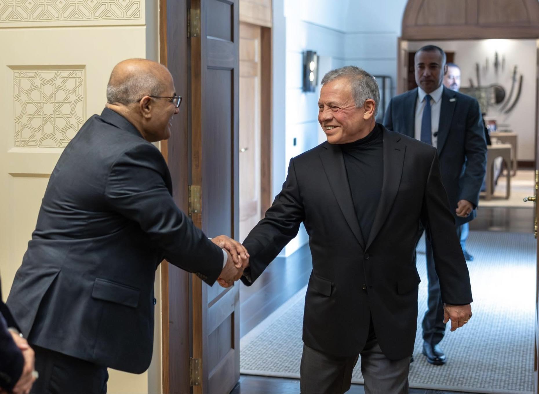 سيدنا يدعو إلى أن يعكس خطابنا الإعلامي والسياسي مصالحنا.