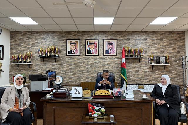 ماركا تبحث أولويات العمل الإداري وتتابع جاهزية المدارس والامتحانات