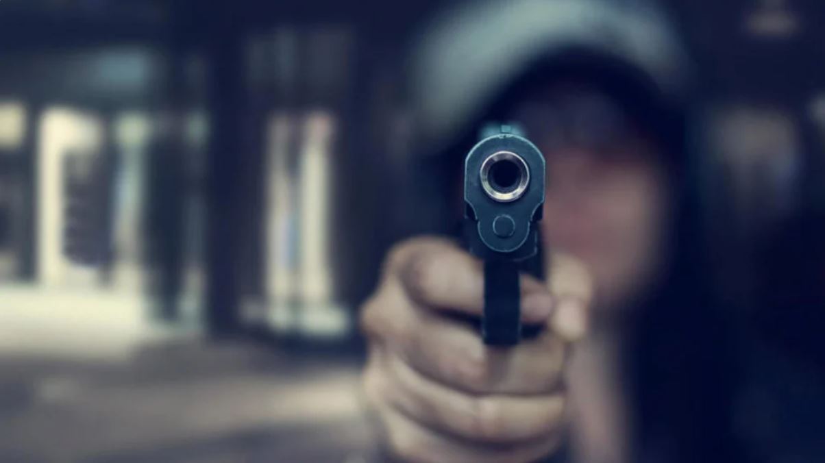 شاهد عيان يروي ما جرى في كنيسة الكرك ..  شخصان فتحا النار لـ 5 دقائق ولاذا بالفرار