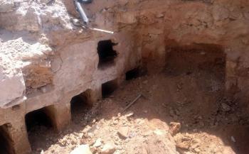 مصر: العثور على مقبرة من العصر البطلمي بمحافظة سوهاج