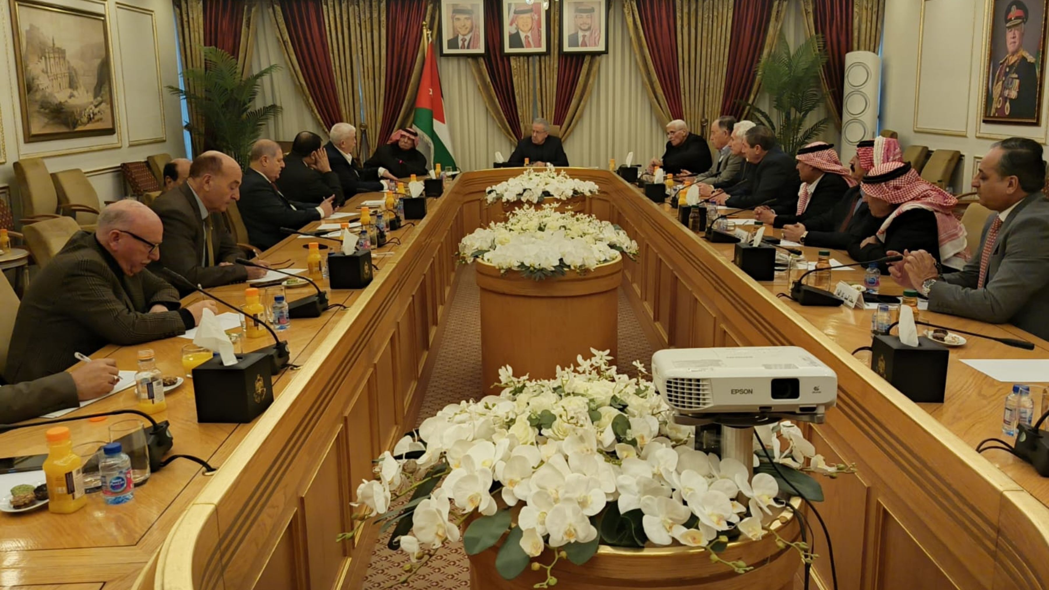 زراعة الأعيان تبحث تحديات قطاع نباتات الزينة وأزهار القطف