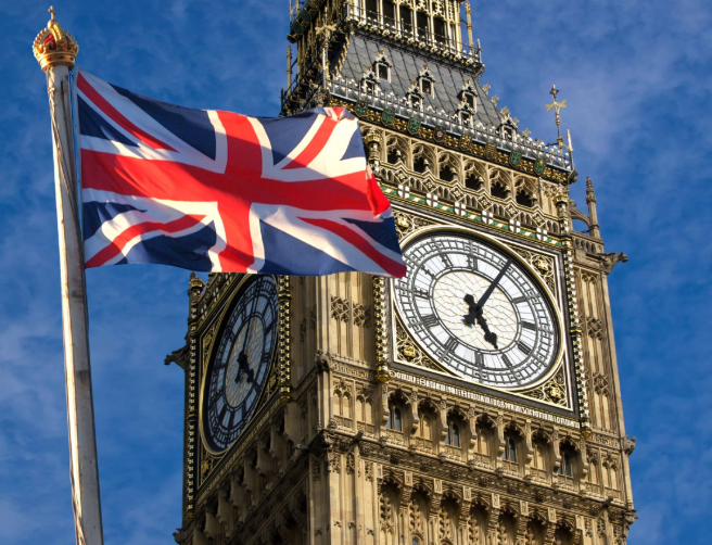 عودة أكثر من 100 ألف بريطاني من الشرق الأوسط منذ بدء الحرب مع إيران