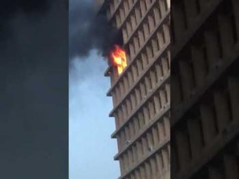حريق بعمارة الصائغ في العبدلي (فيديو)