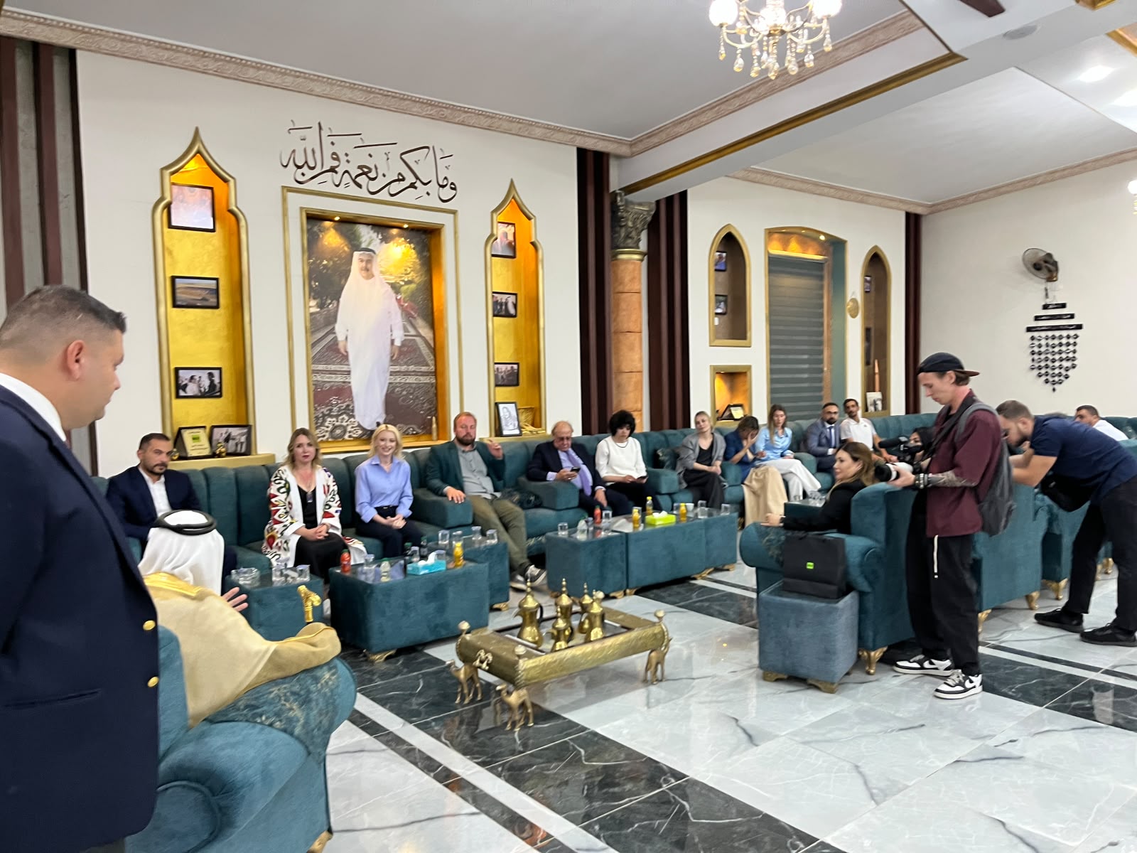 مديرة قناة RT الوثائقية في ديوان الحديد