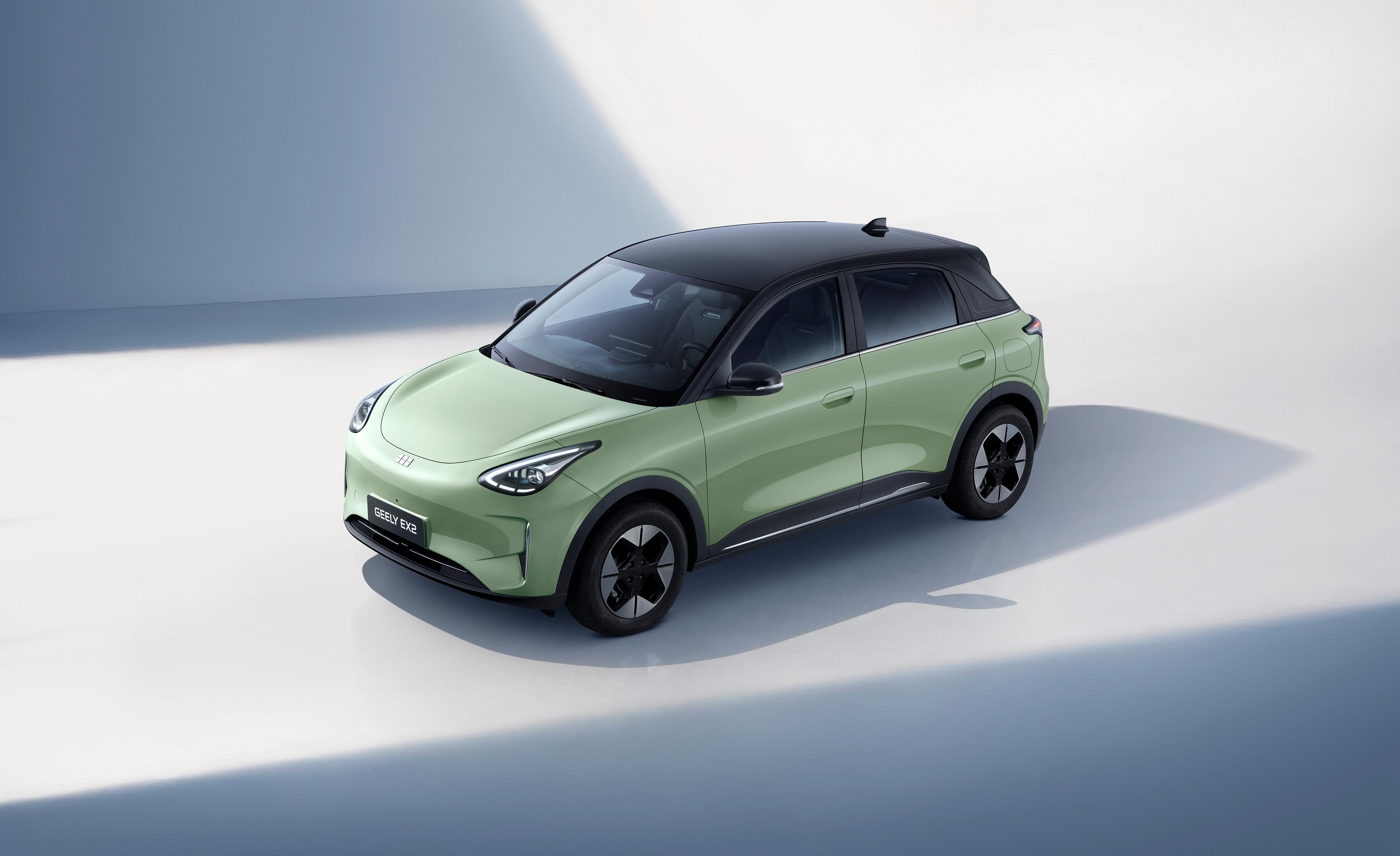 جيلي EX2 تقود سباق المستقبل- الأكثر مبيعاً عالمياً في فئتها والرقم الأول في الصين
