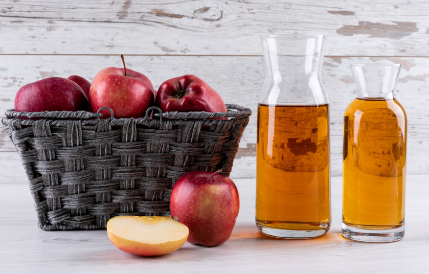 سر خل التفاح لبشرة دهنية صافية وخالية من العيوب