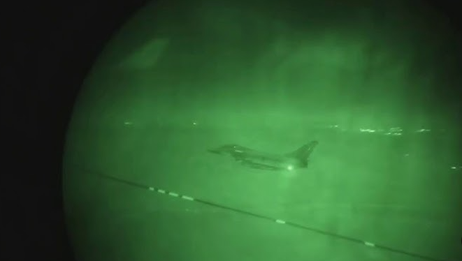 بريطانيا وفرنسا تنفذان ضربة ضد مستودع أسلحة في سوريا 