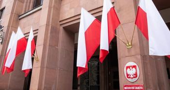 بولندا تستدعي السفير الأوكراني